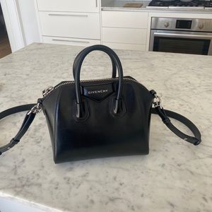 Givenchy Mini Antigona in Black
